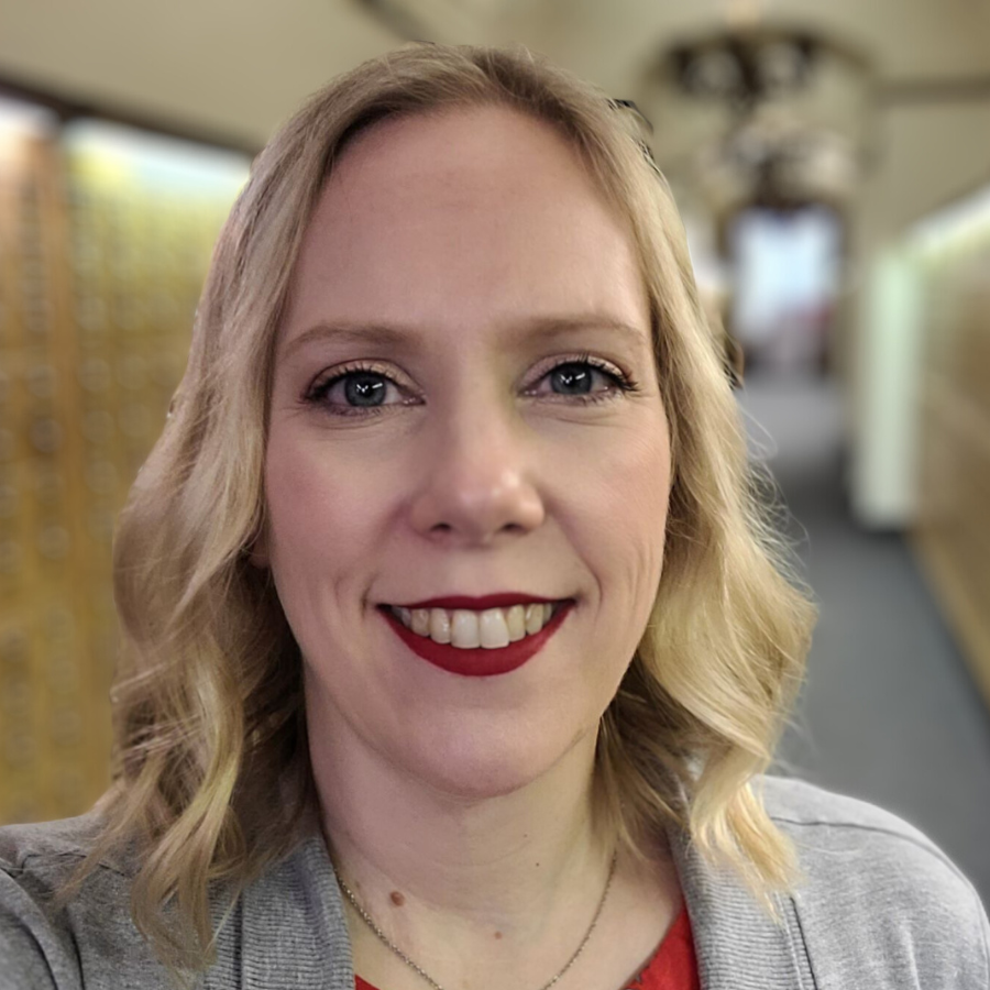 Kristi Lear Headshot