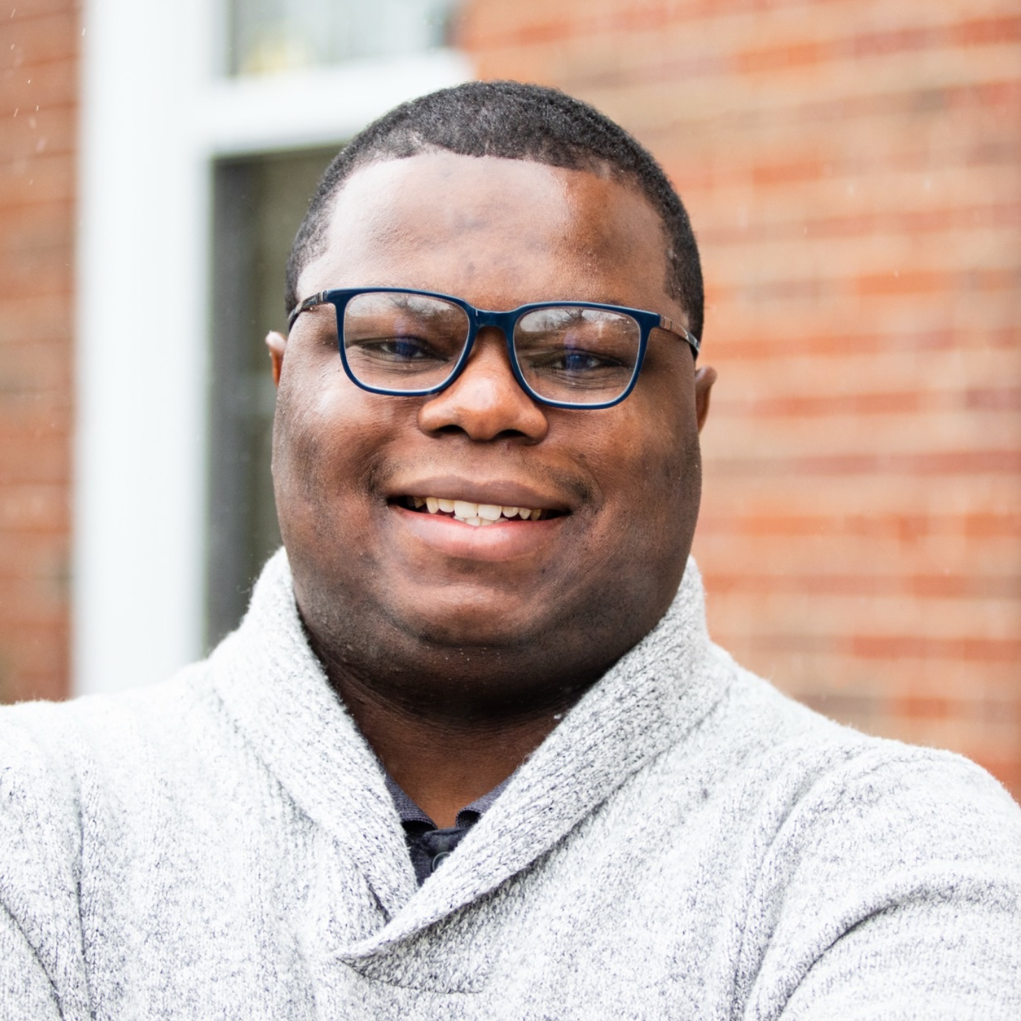 Travis Givens Headshot